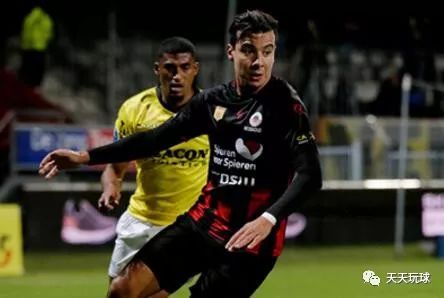 对年轻球员 对年轻球员